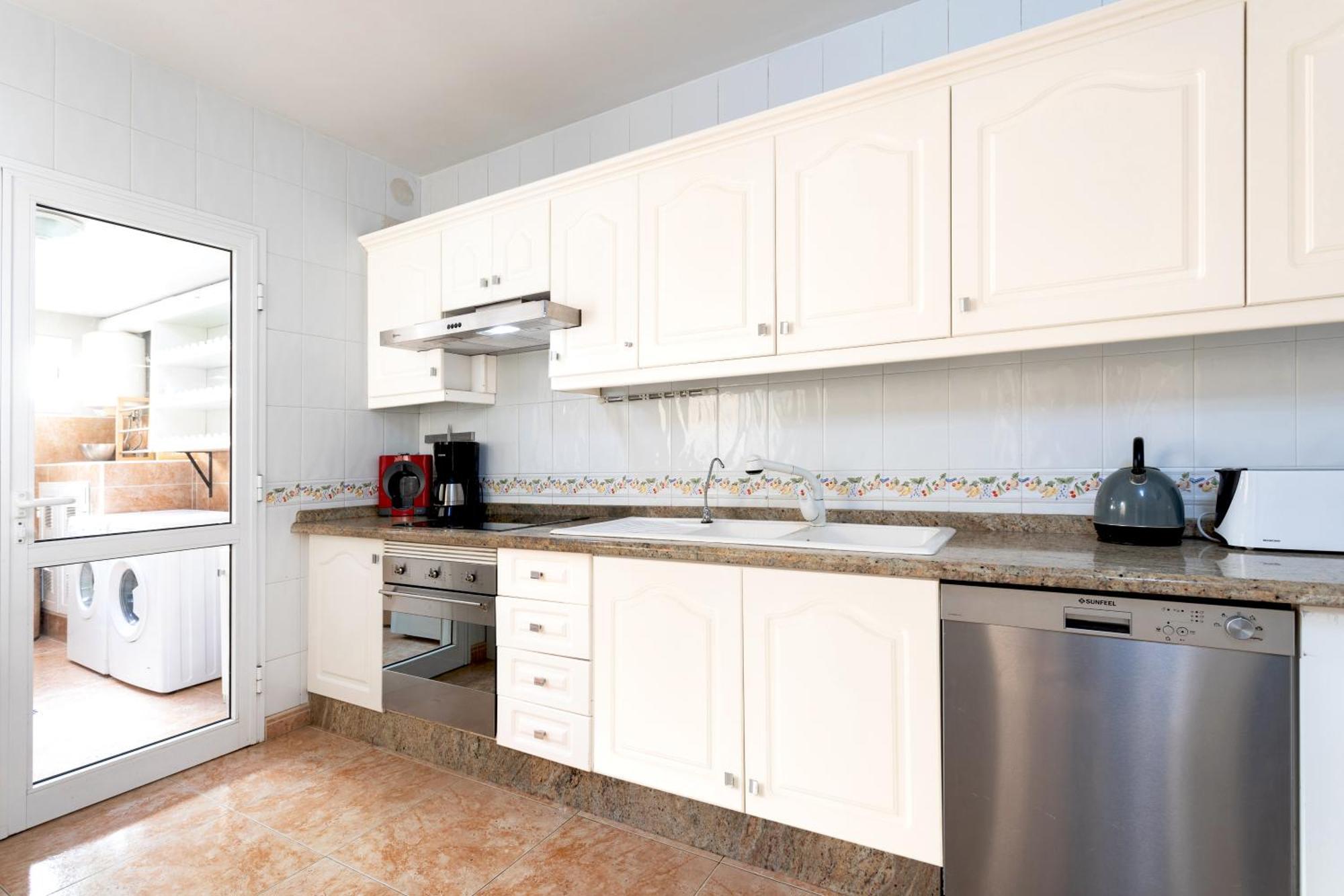 Classbnb - Luxurious Villa 1,5 Kilometers From Costa Adeje Bagian luar foto